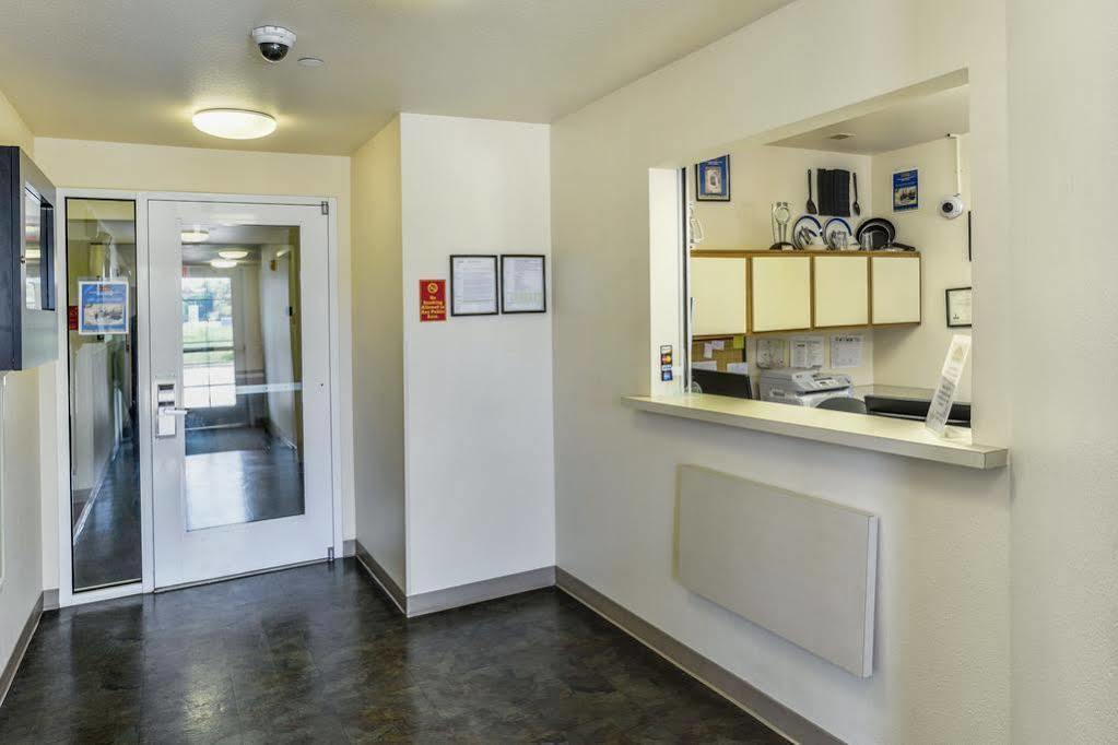 Woodspring Suites Houston Willowbrook Exterior photo